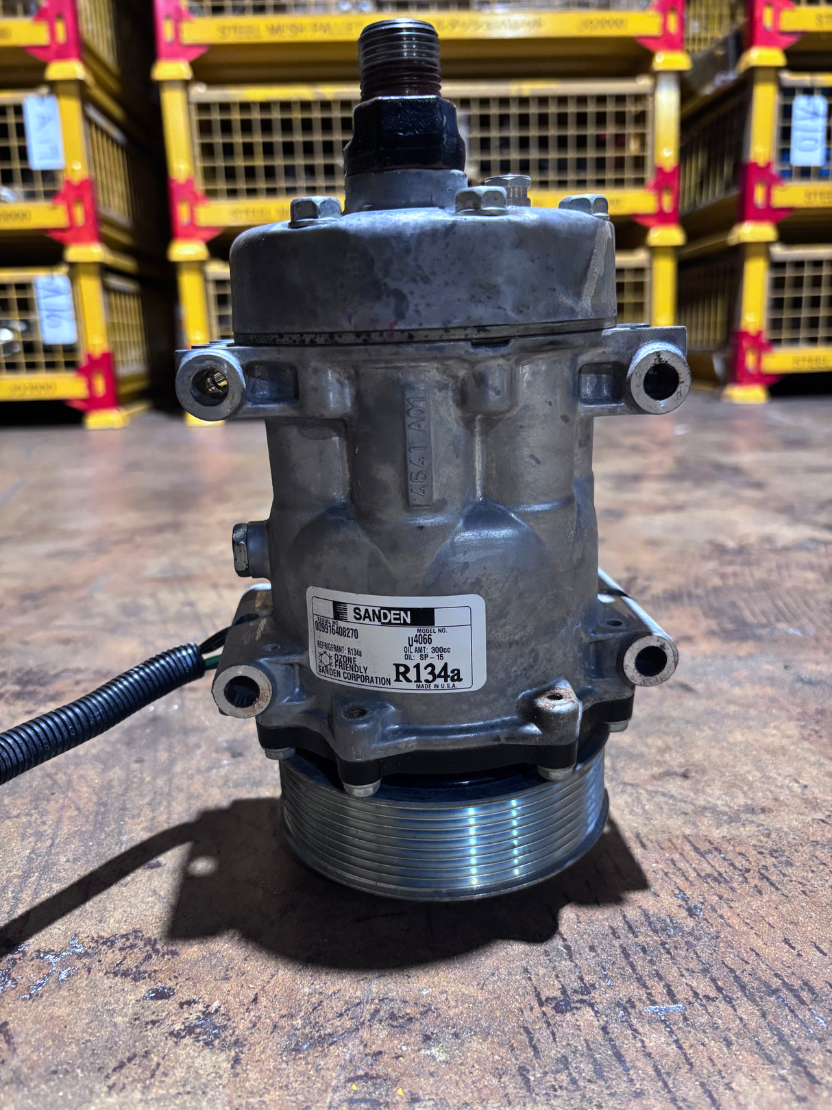 SANDEN U4066 A/C Compressor 24V 8 Grooves 1101029 54066 SD4066