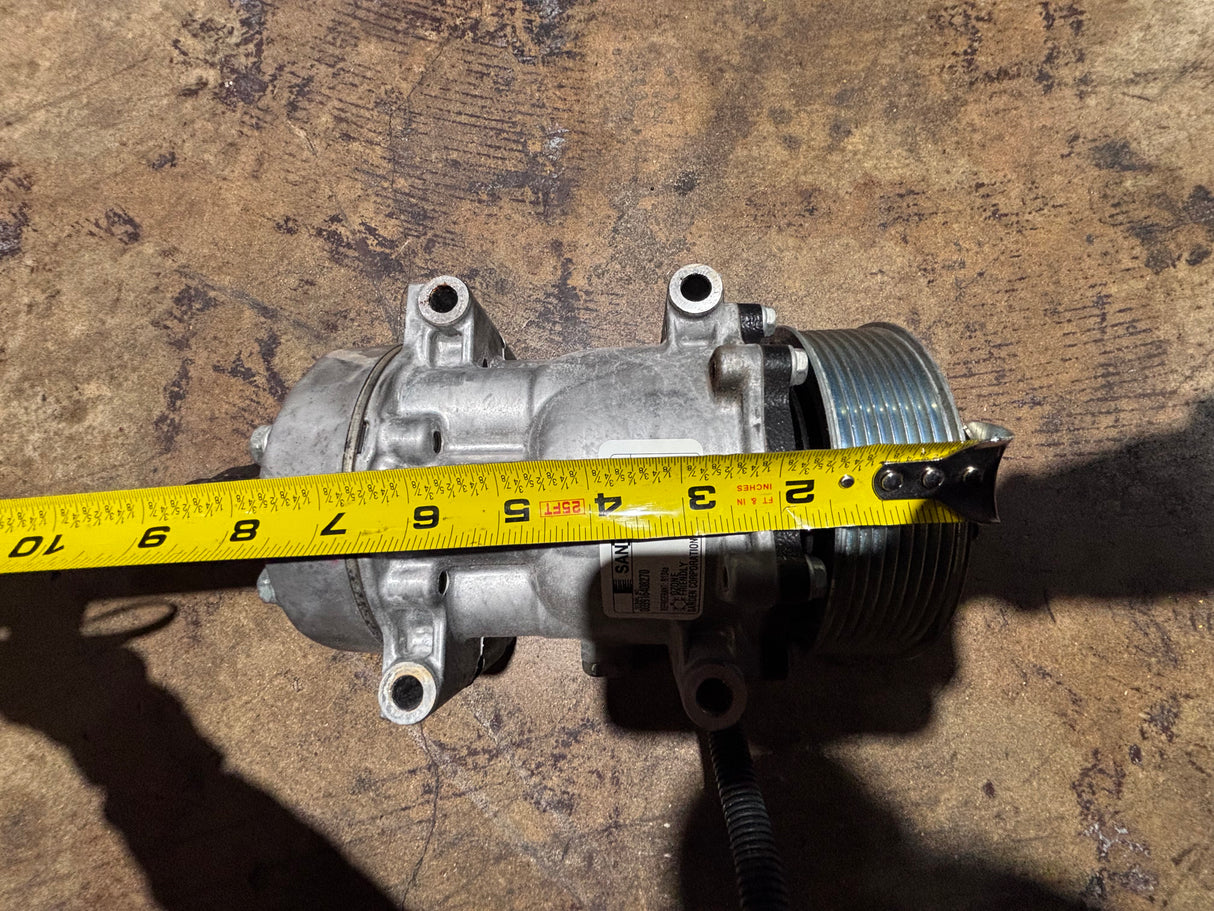 SANDEN U4066 A/C Compressor 24V 8 Grooves 1101029 54066 SD4066