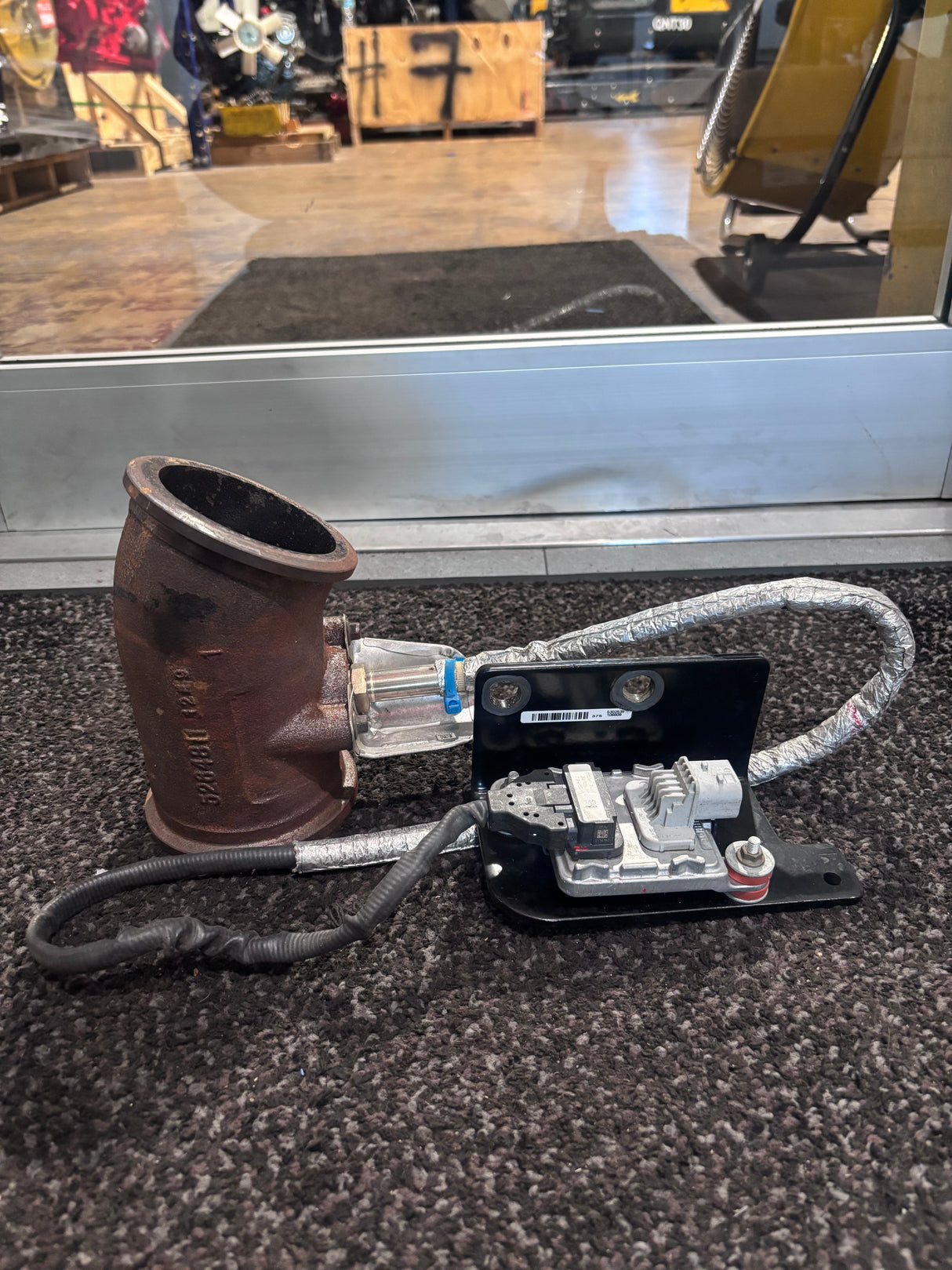 Cummins ISB QSB 6.7L NOX Sensor with Exhaust Outlet Connection 5295473 5264811