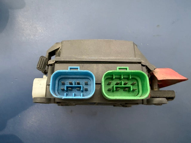 Freightliner Cascadia Fuse Box A06-46255-012