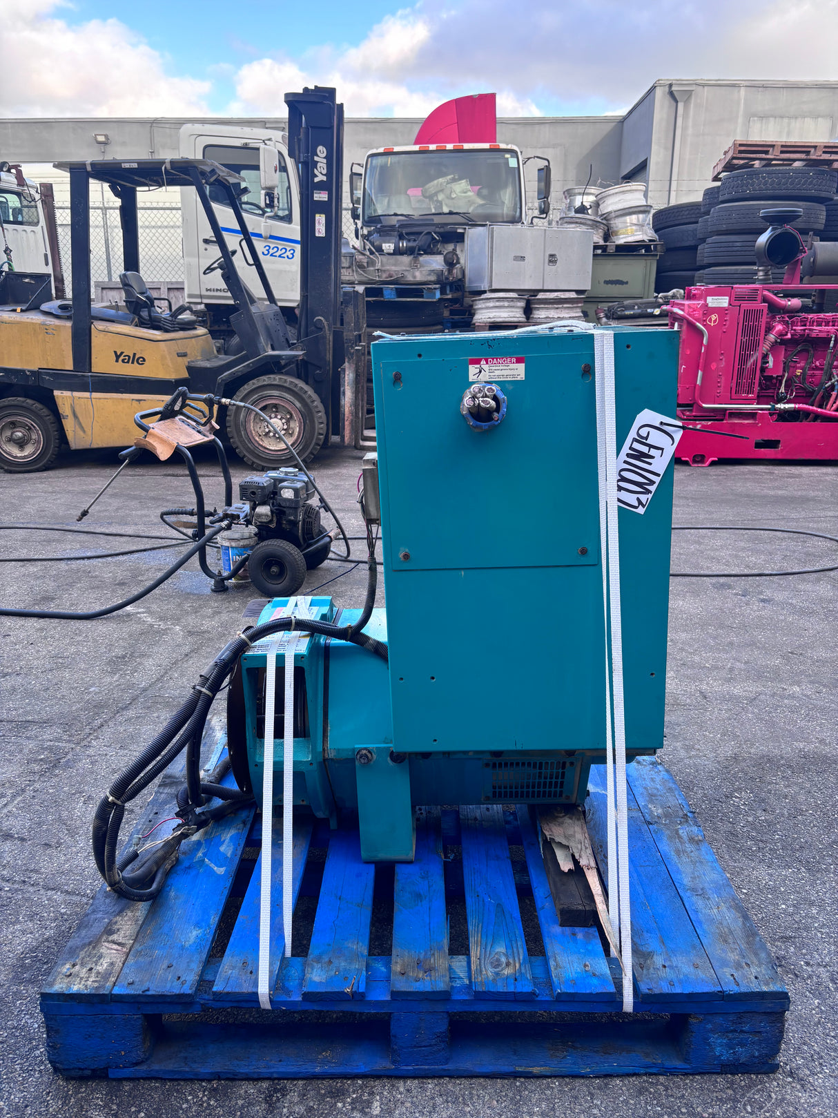 Onan Generator End Phase 3 Hz 60 Voltage 277/480 Kilowatts 50