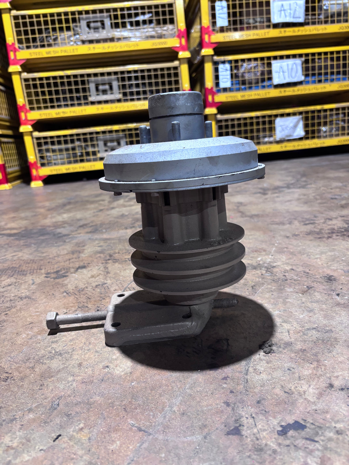 BorgWarner Fan Clutch off Cummins Big Cam Engine 1090-08000-01