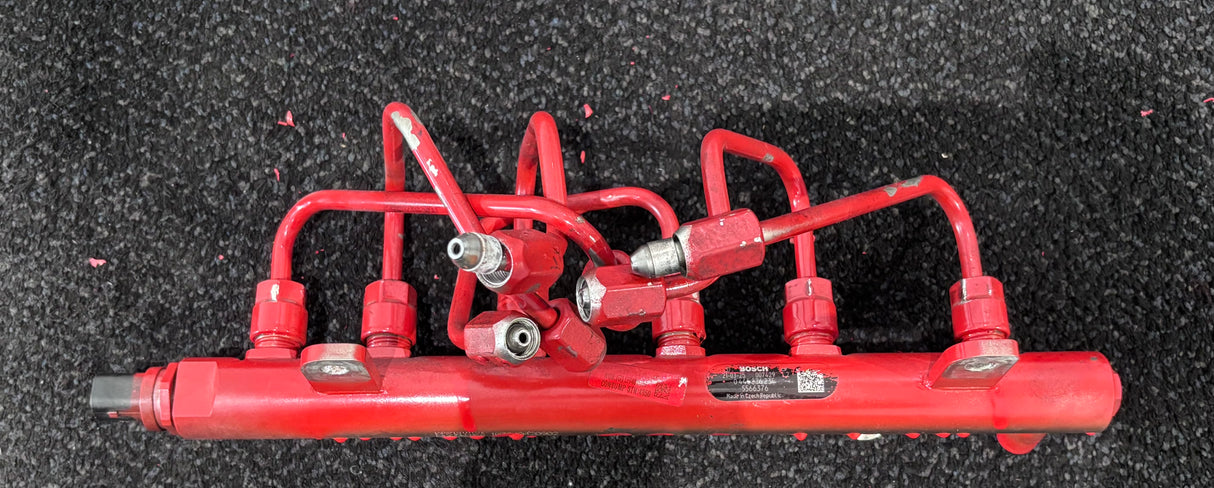 Cummins ISB QSB6.7 Fuel Accumulator with Fuel Lines 5566376