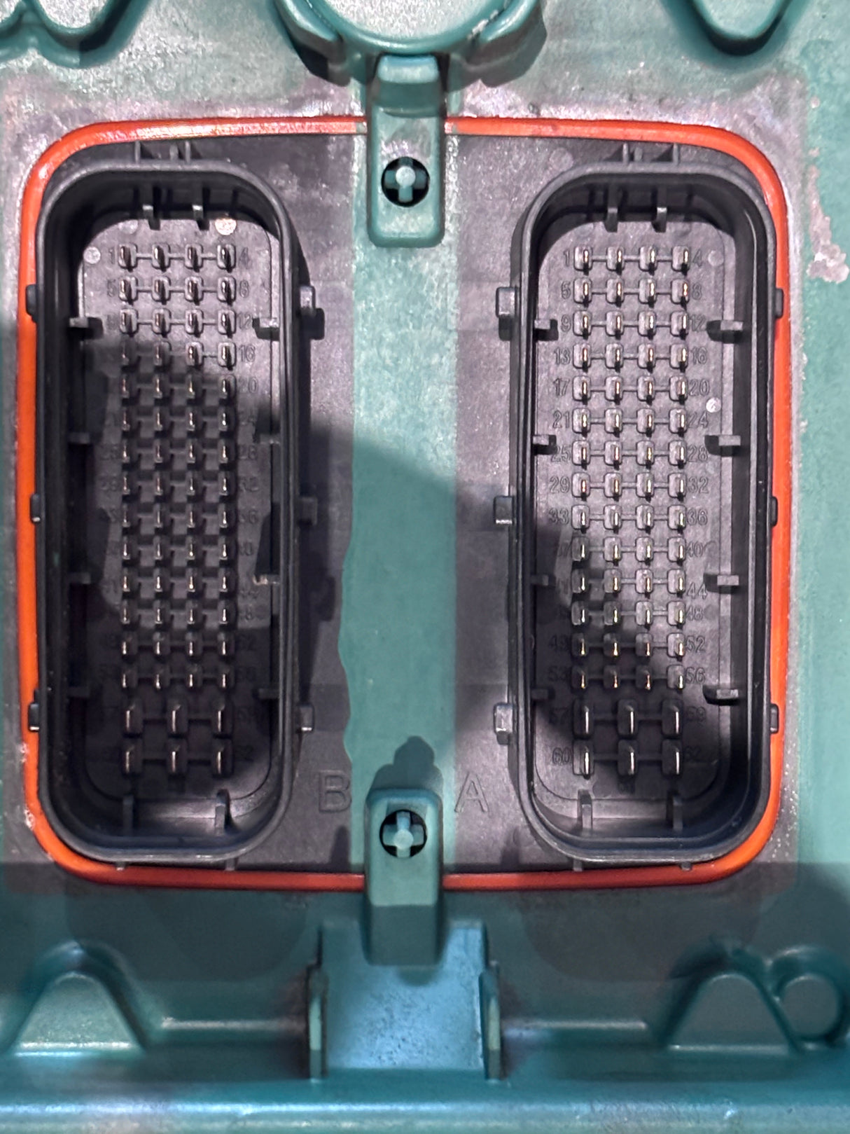 Volvo D13 Diesel Engine Control Module ECM ECU 21358126