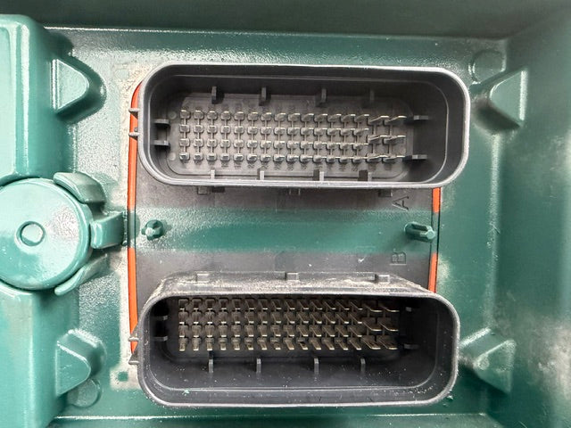 Volvo D13 Diesel Engine Control Module ECM ECU 22581042