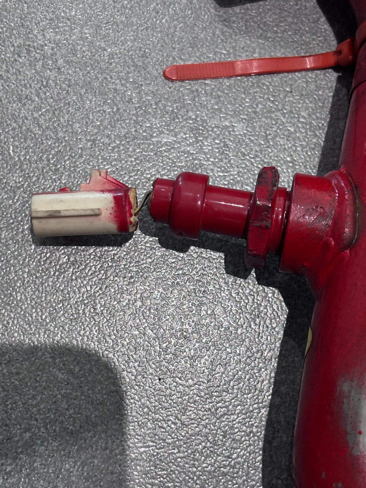Cummins ISB6.7 Diesel Engine Crossover Tube OEM
