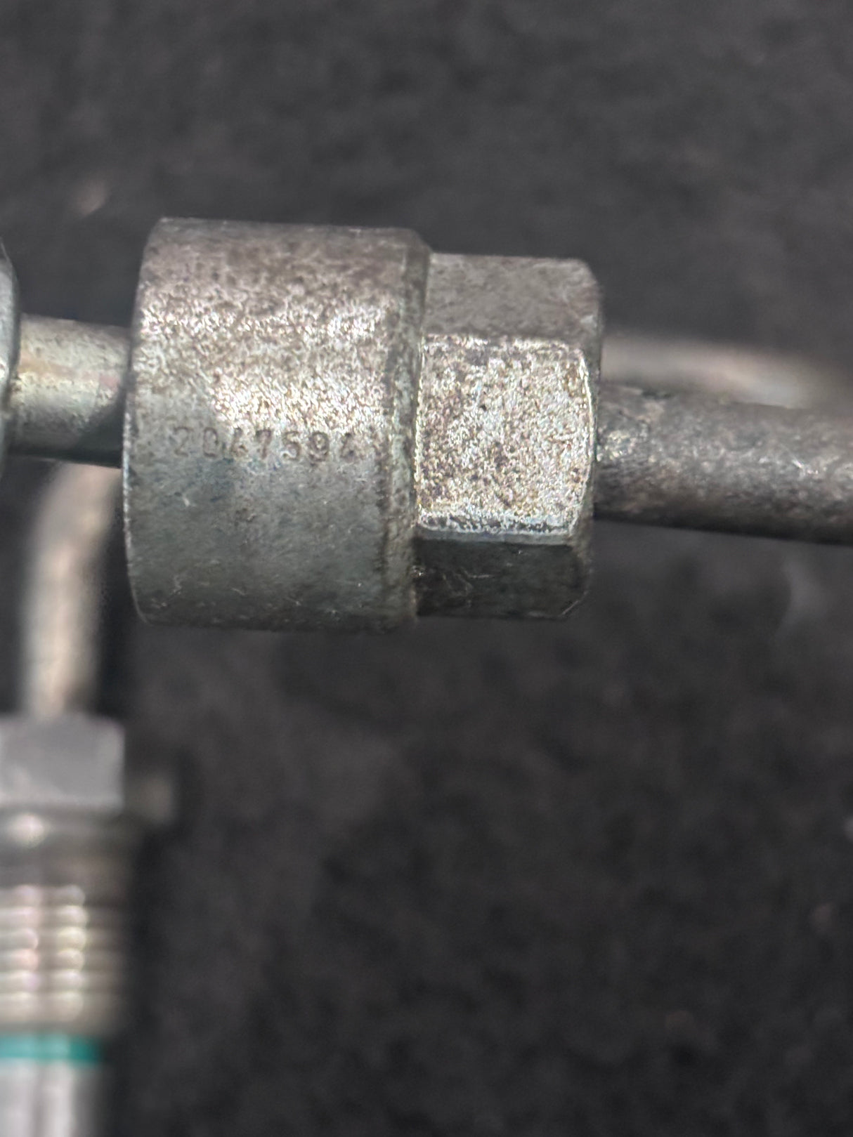 Paccar MX-13 Diesel Engine Fuel Injector Line 2047594