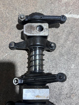 International DT466E Diesel Engine Rocker Assembly 1827435C1
