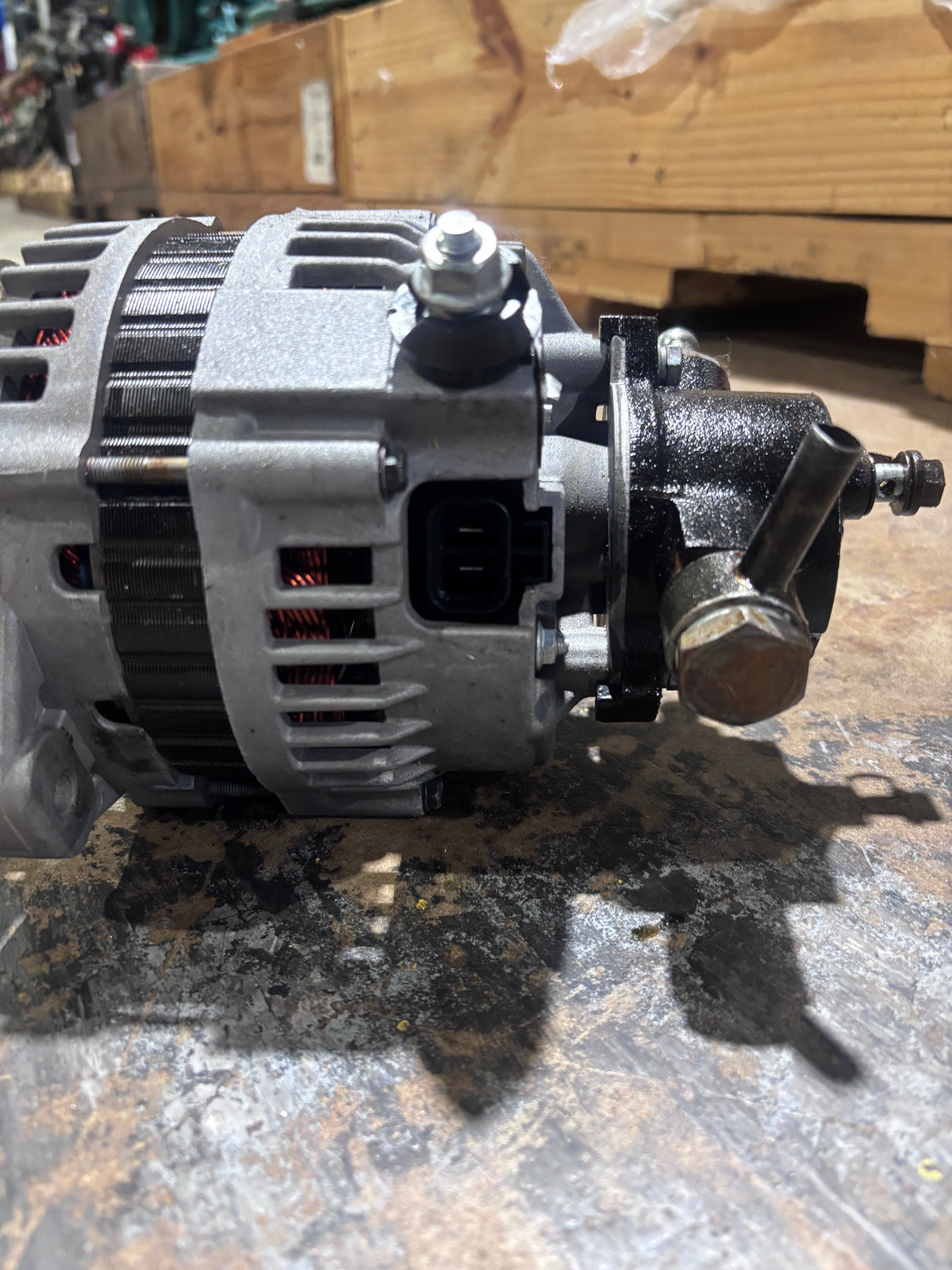 Isuzu NPR NQR NRR Alternator for Isuzu 4.8L 5.2L 8972489141 8973515740