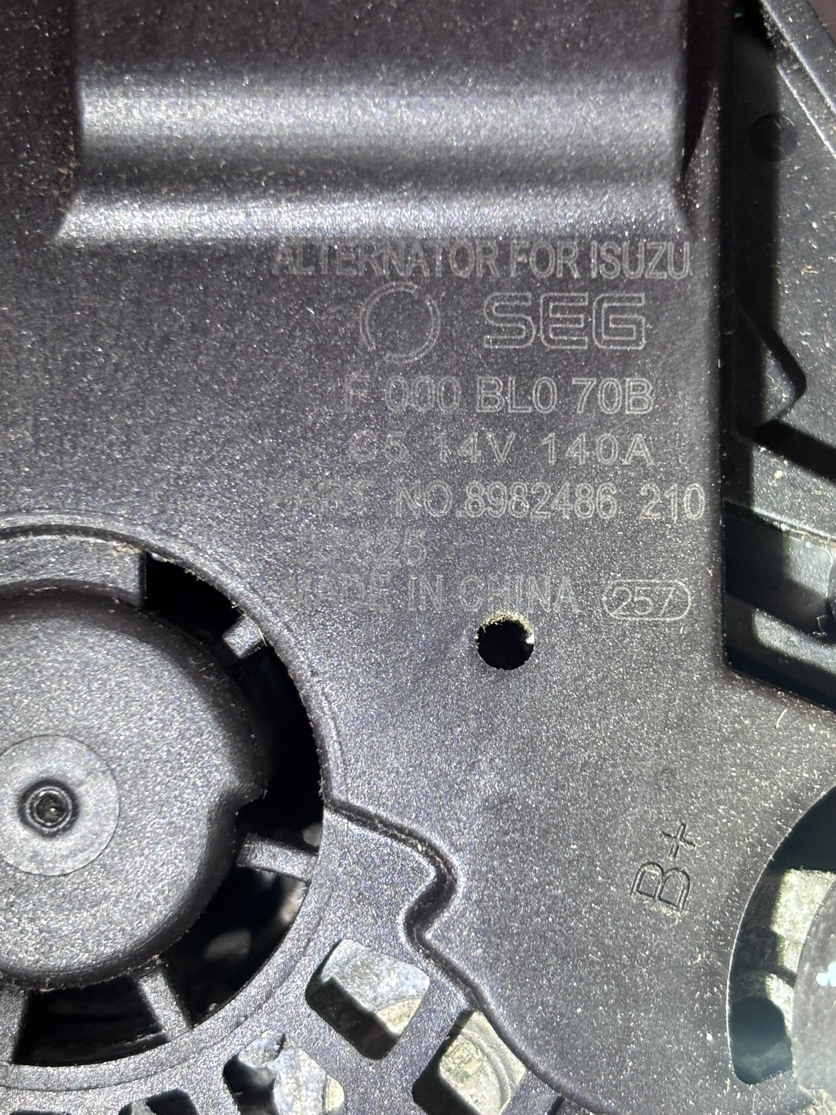 SEG Alternator for Isuzu NPR NRR NQP FTR with 5.2L Engine 8982486210 12V 140AMPS