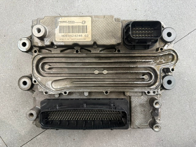 Detroit DD15 EPA17 Diesel Engine Control Module ECM ECU A0014465835