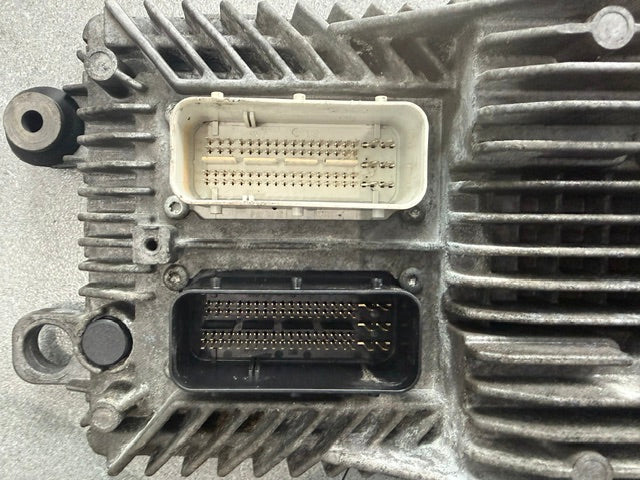 International Maxxforce 9 OEM Engine Control Module ECM ECU 7095136C91