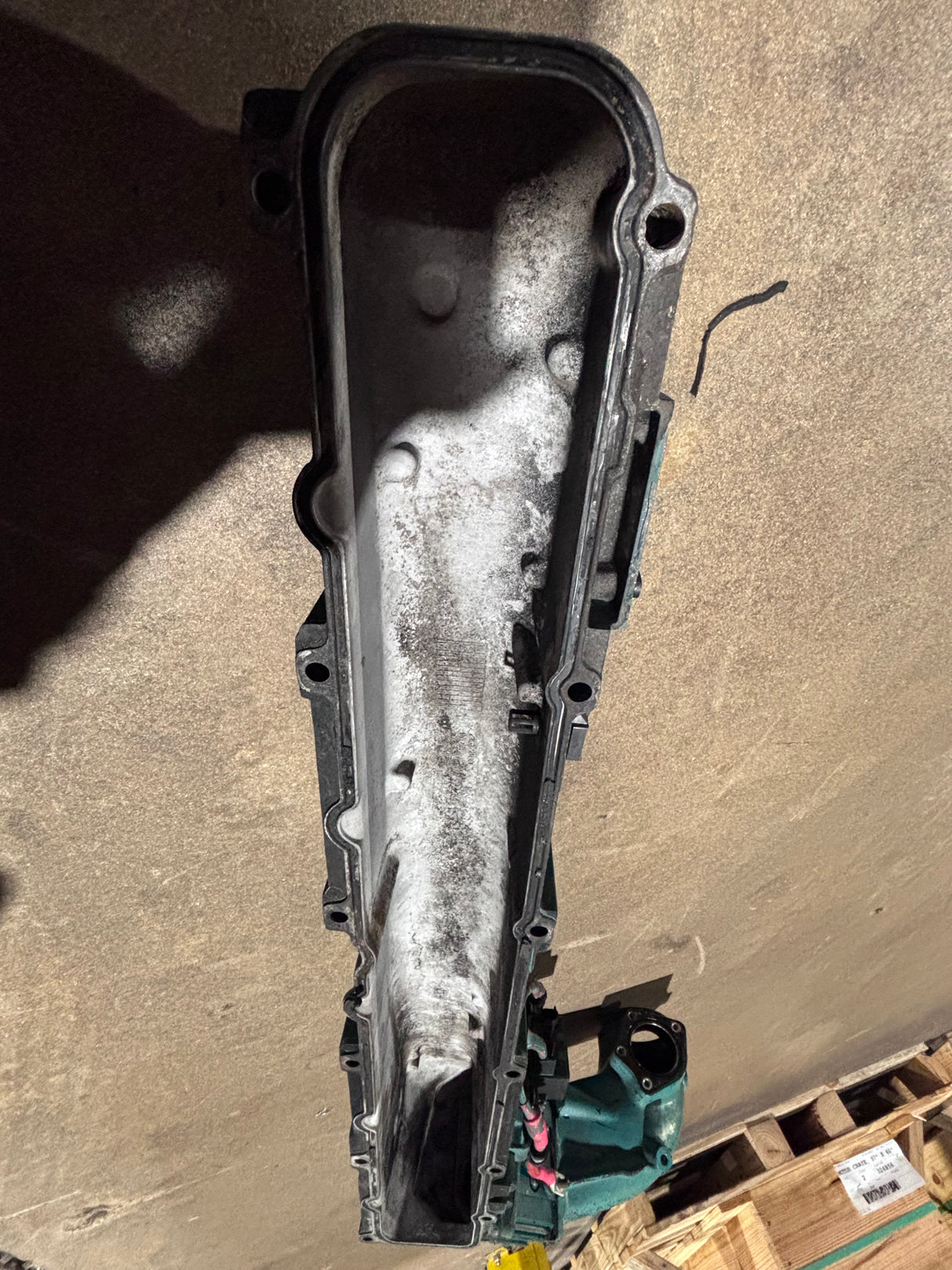 Volvo D13 Mack MP8 Diesel Engine Intake Manifold 21512860 21610053