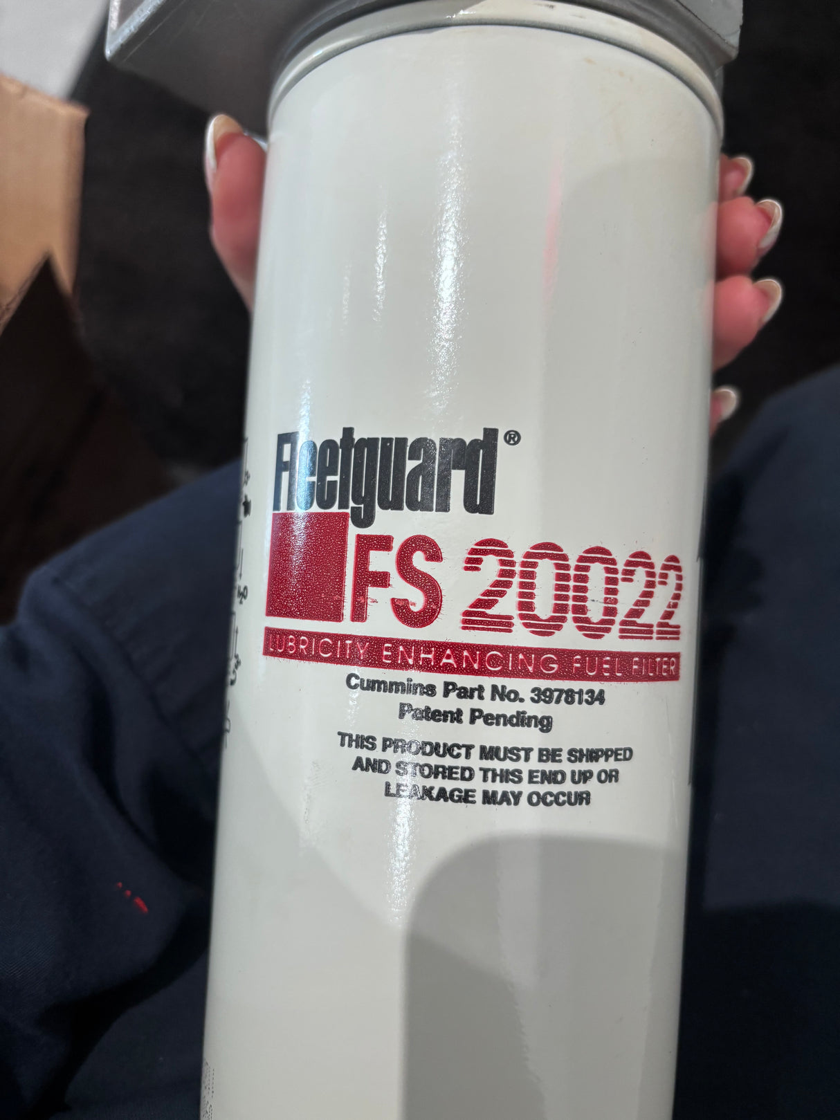Cummins Fleetguard FS20022 Fuel Filter with filter head 3978134 3978133