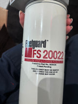 Cummins Fleetguard FS20022 Fuel Filter with filter head 3978134 3978133