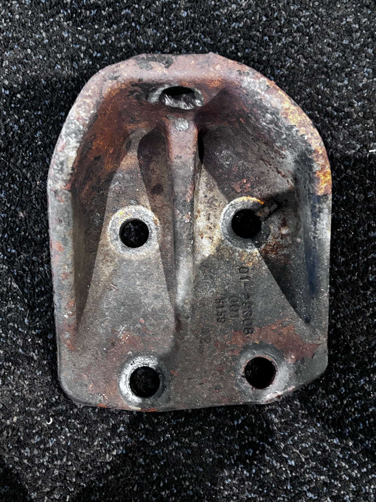 Caterpillar Rear Engine Motor Mount 01-29308-001
