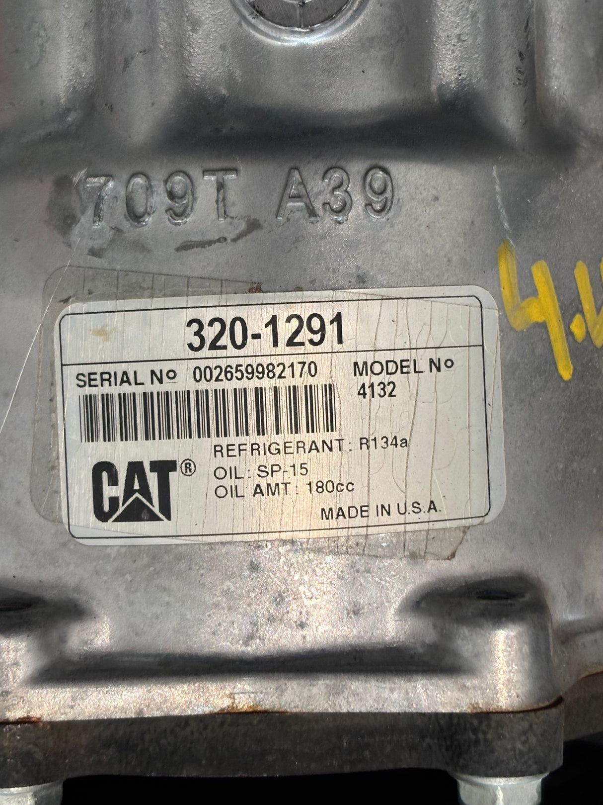 Caterpillar OEM 4132 24V A/C Compressor 320-1291 3201291