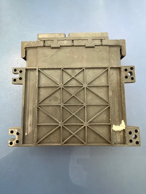 Hino Faurecia Electronic Cab Control Module CECU C8011069 C8011068