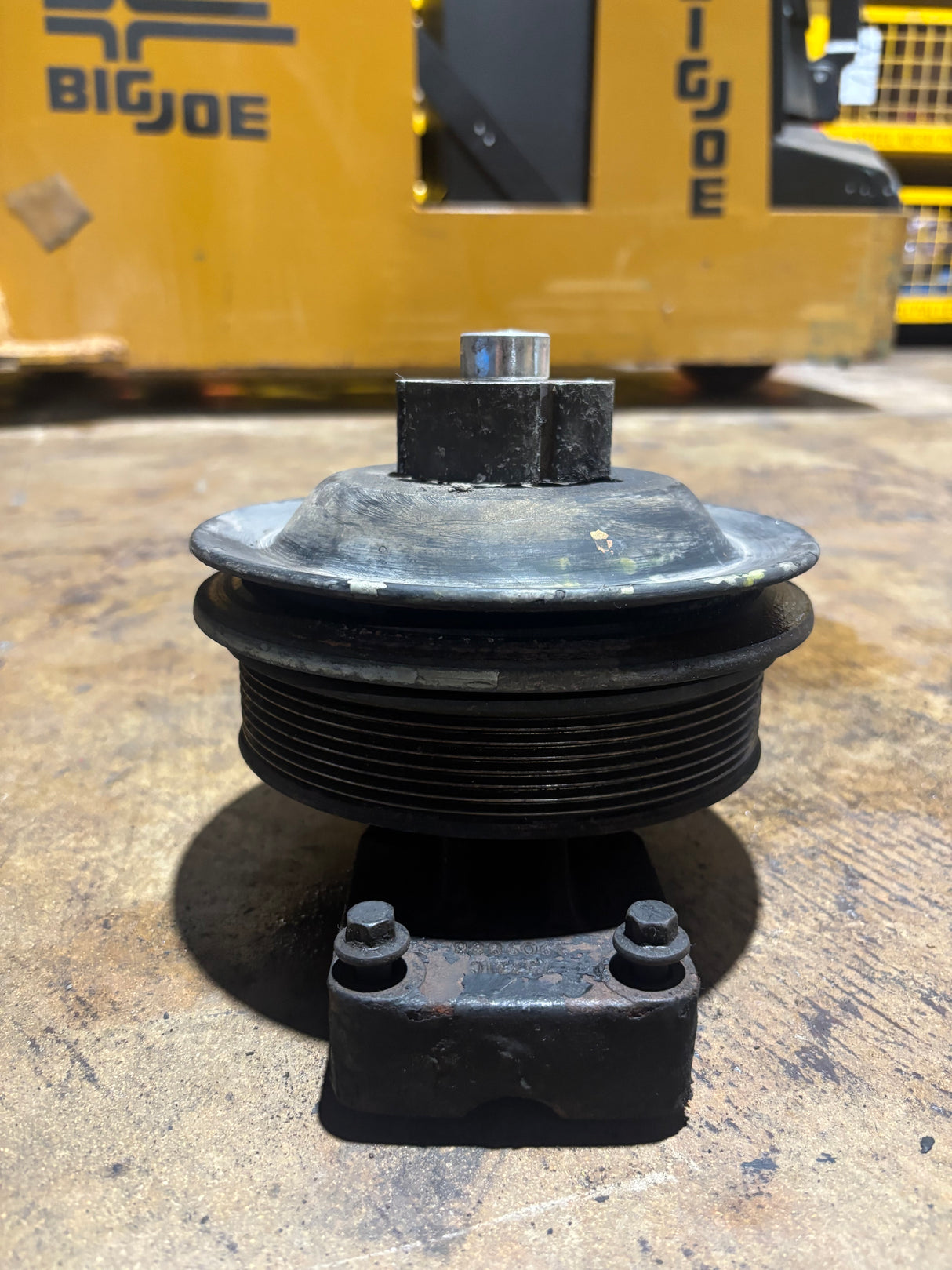 Cummins OEM Fan Support with Pulley 3909888