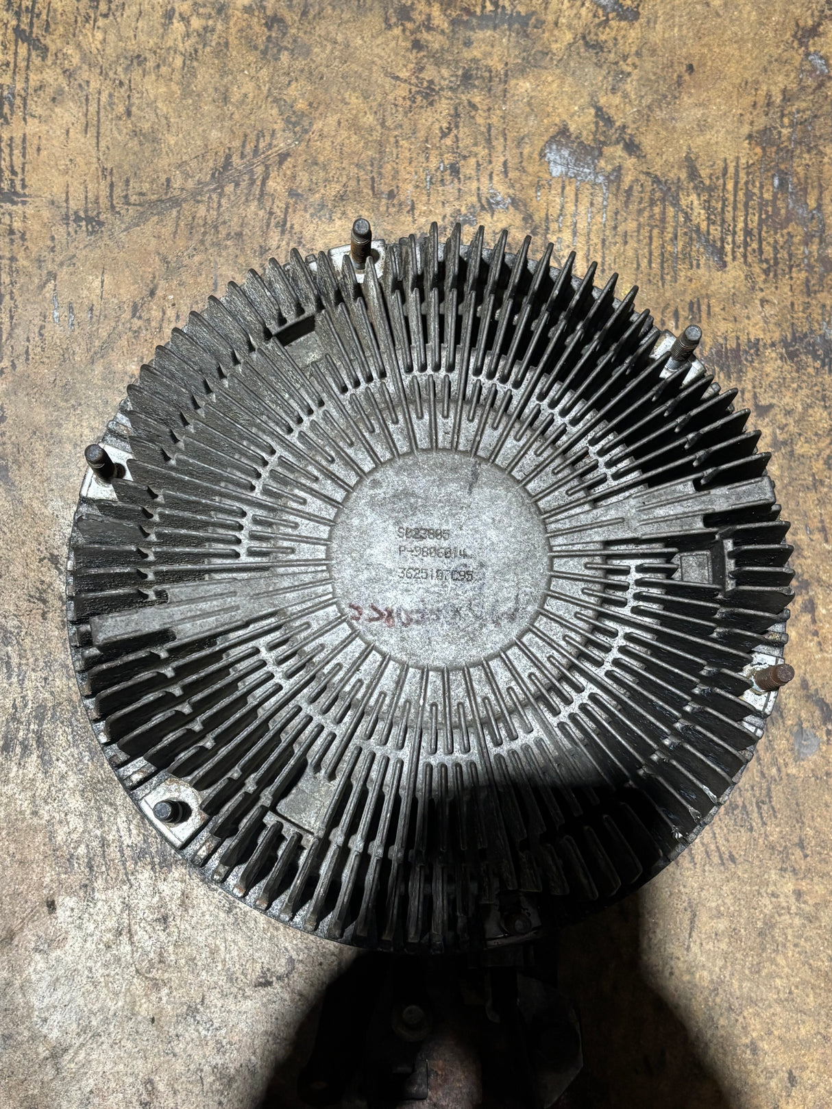 Horton Fan Clutch for International Maxxforce 11 13 9906014 9806014 3625107C95