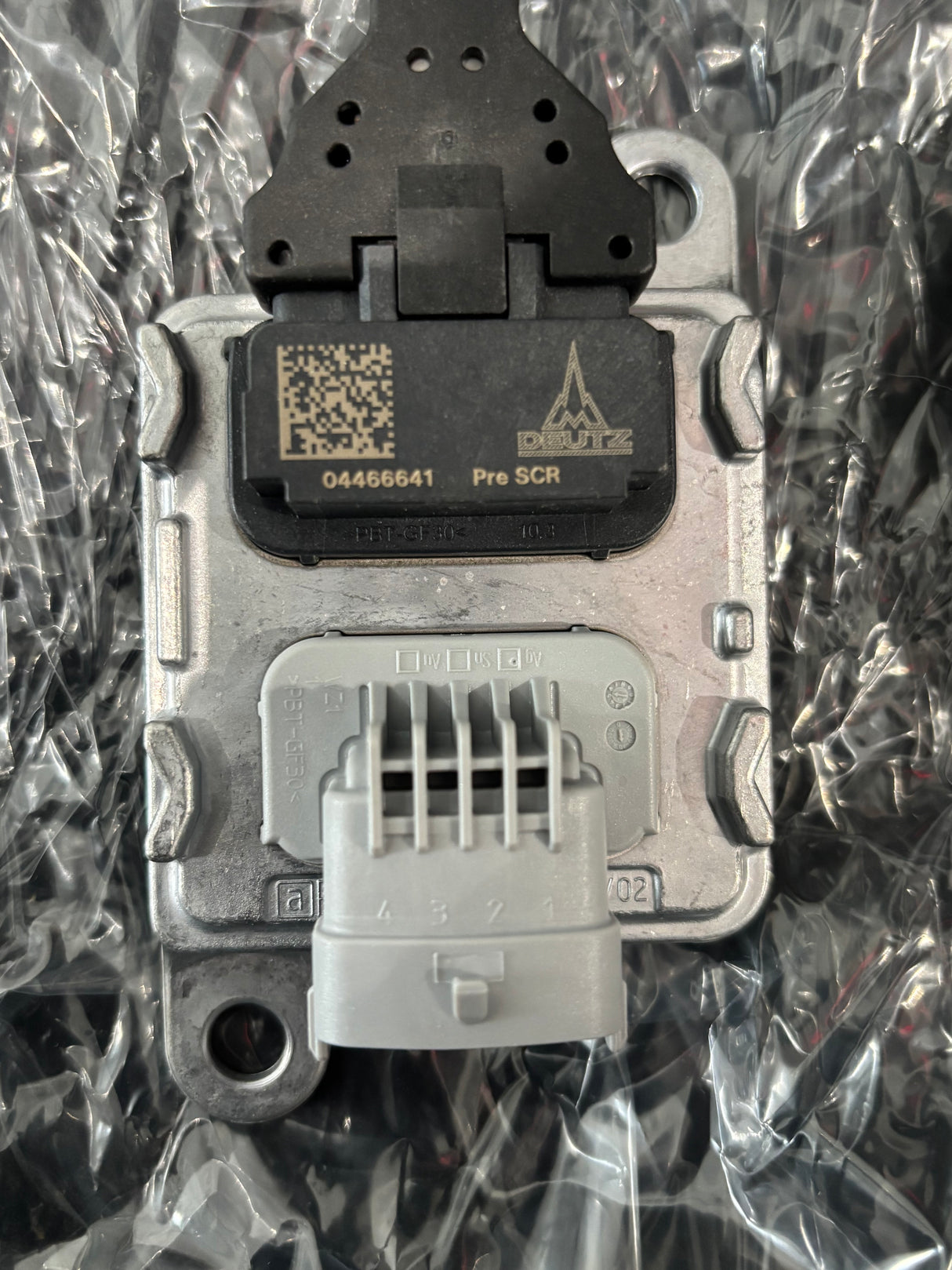 Deutz OEM Nitrogen Oxide Nox Sensor 04466641 A3C0132160000 10R-058086
