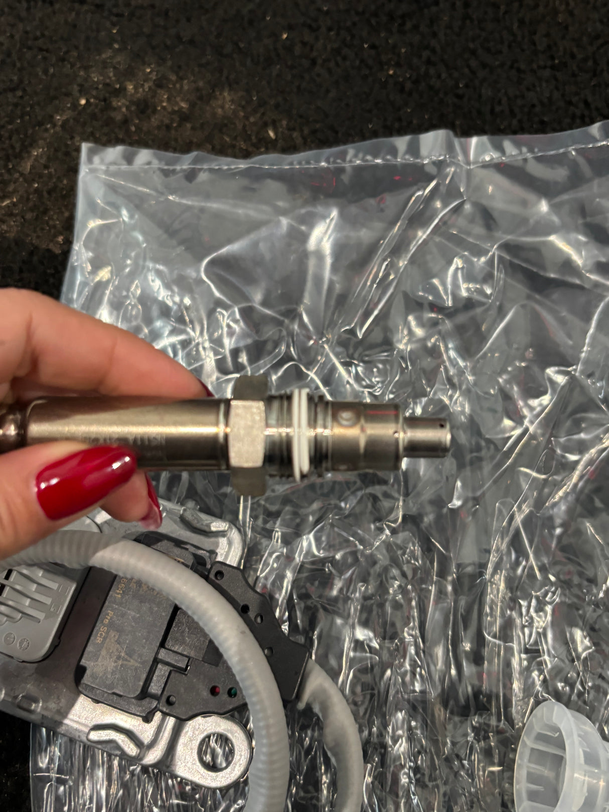 Deutz OEM Nitrogen Oxide Nox Sensor 04466641 A3C0132160000 10R-058086