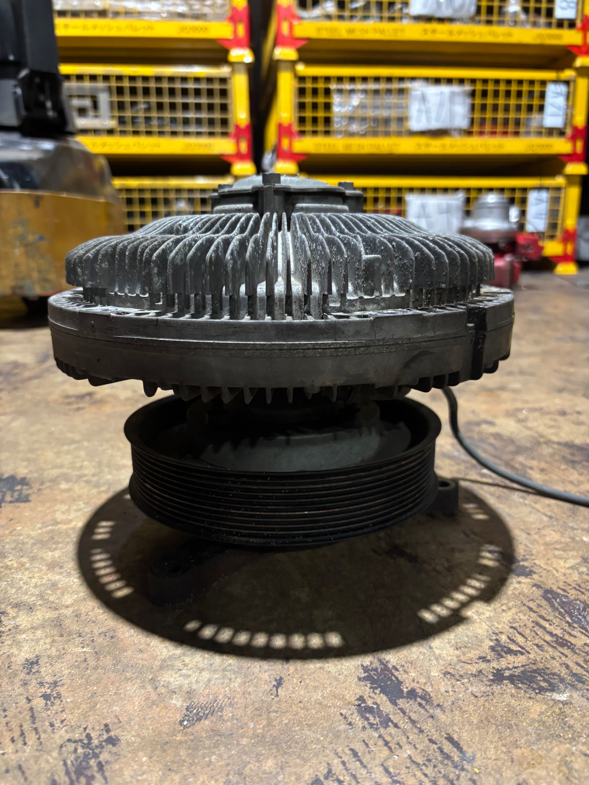 BERH Electronic Fan Clutch for Mack Volvo Engine 23585940 85115603 23150080