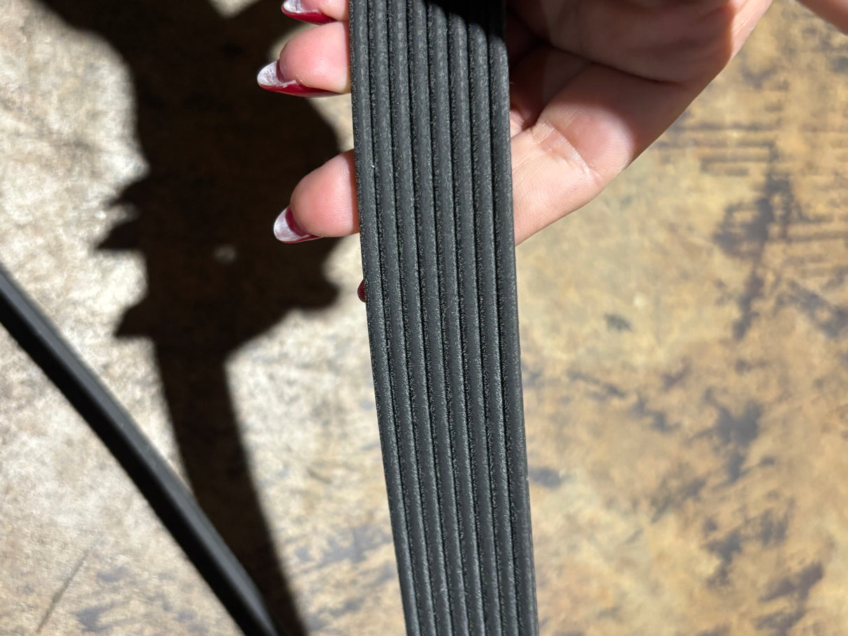 Cummins OEM V Ribbed Belt 3978285
