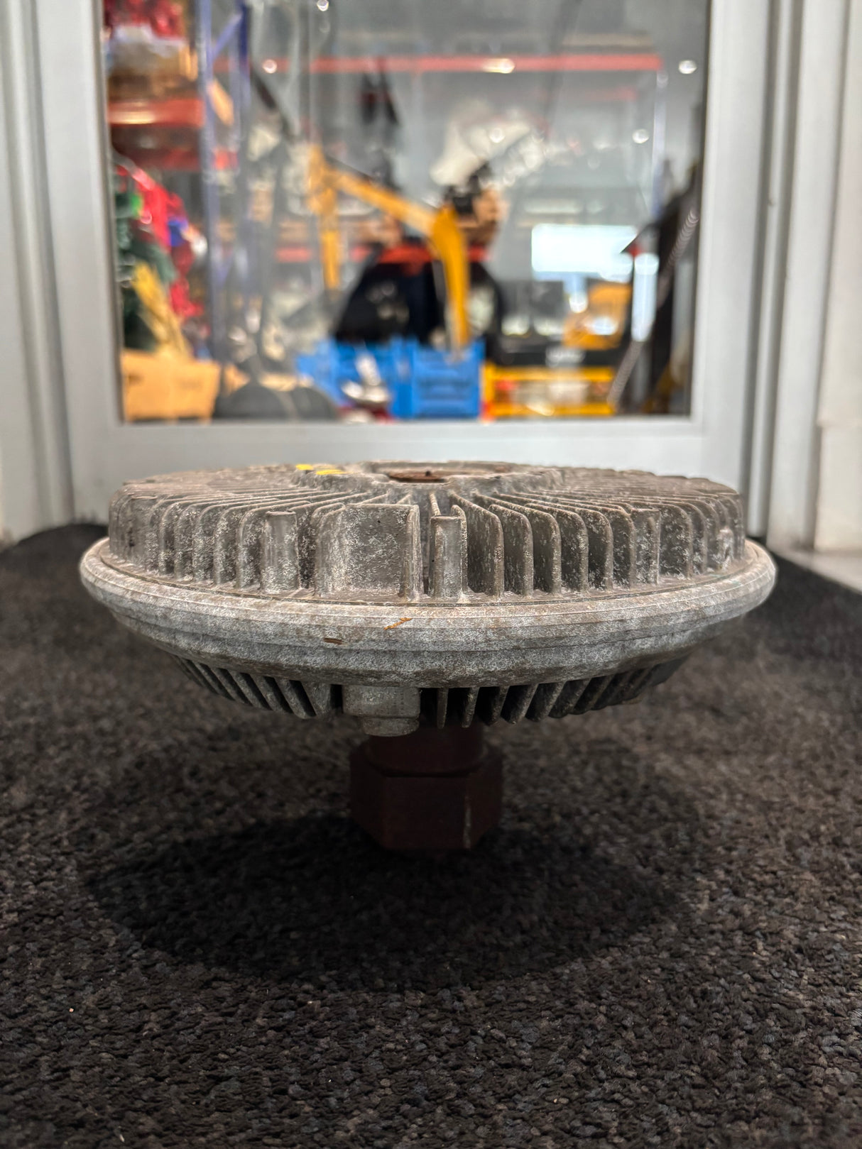International Fan Clutch 010023895 3892947C1 3892947C2 010024281