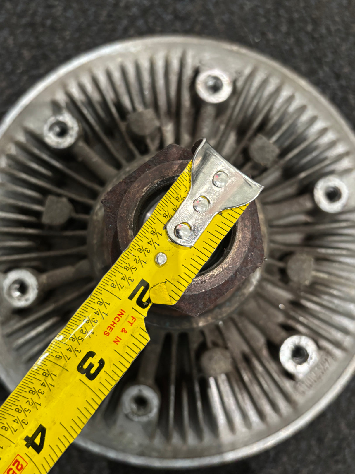 International Fan Clutch 010023895 3892947C1 3892947C2 010024281