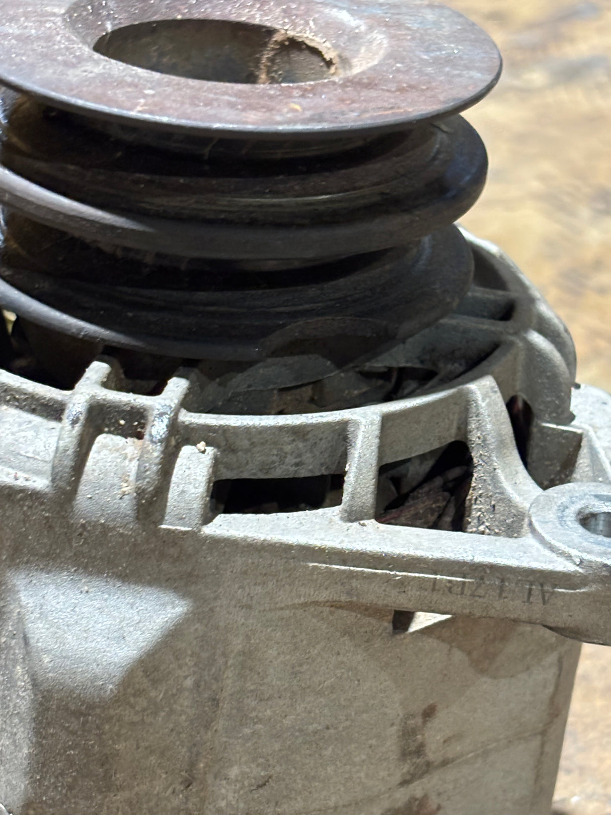 85AMPS 12Volts Alternator 12738N