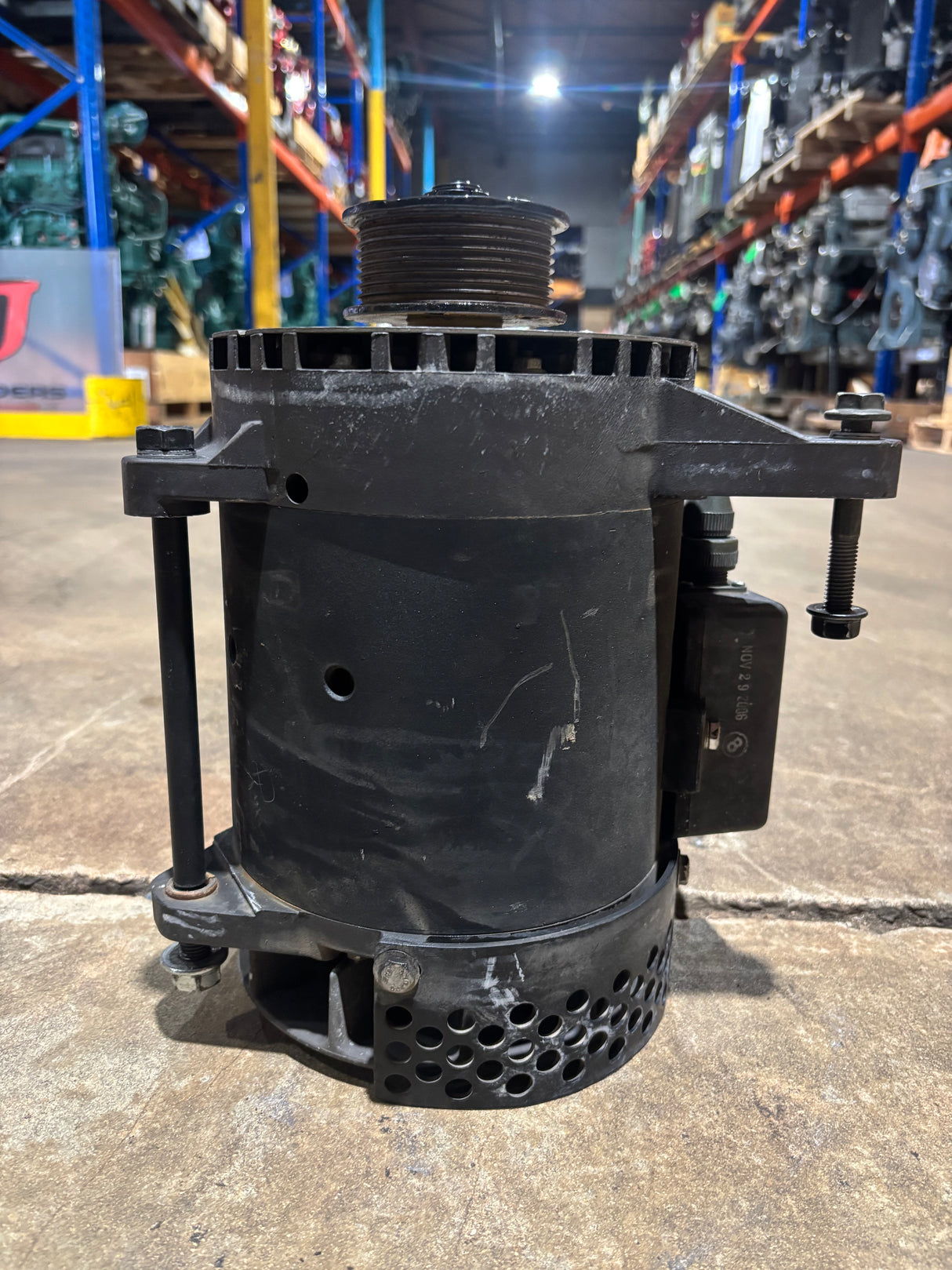 C.E. Niehoff N1511-1 Dual Voltage Alternator 100AMPS 6115-01-507-0680