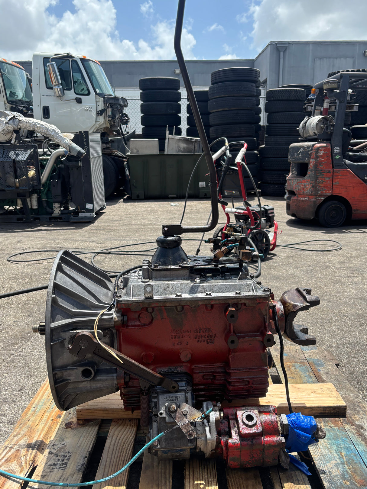Eaton Fuller FSO-6406A 6 Speed Transmission with PTO PL19-2BPBB