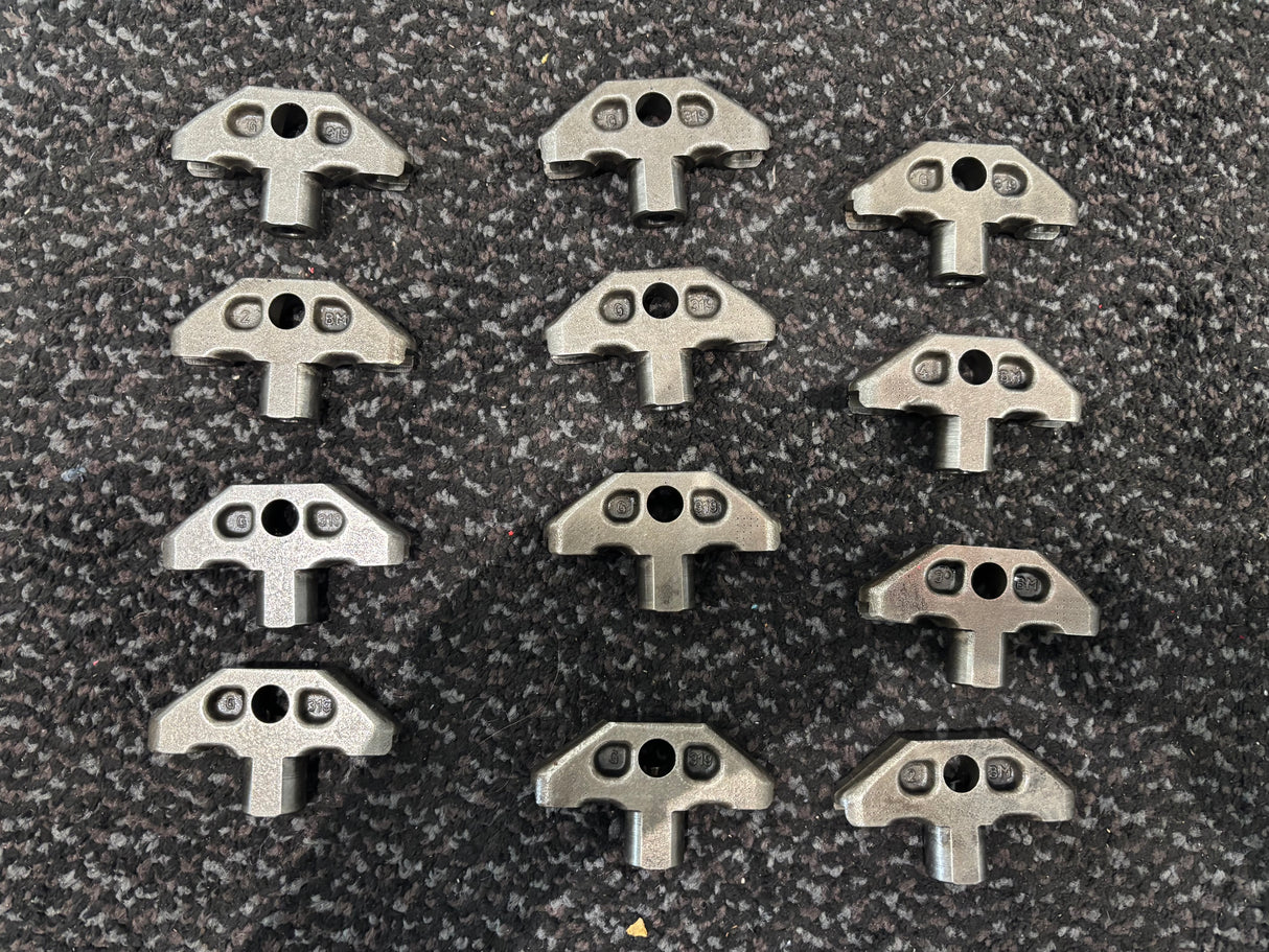 Paccar MX-13 Diesel Engine Head Crosshead Rocker Arm Valve Bridge G319