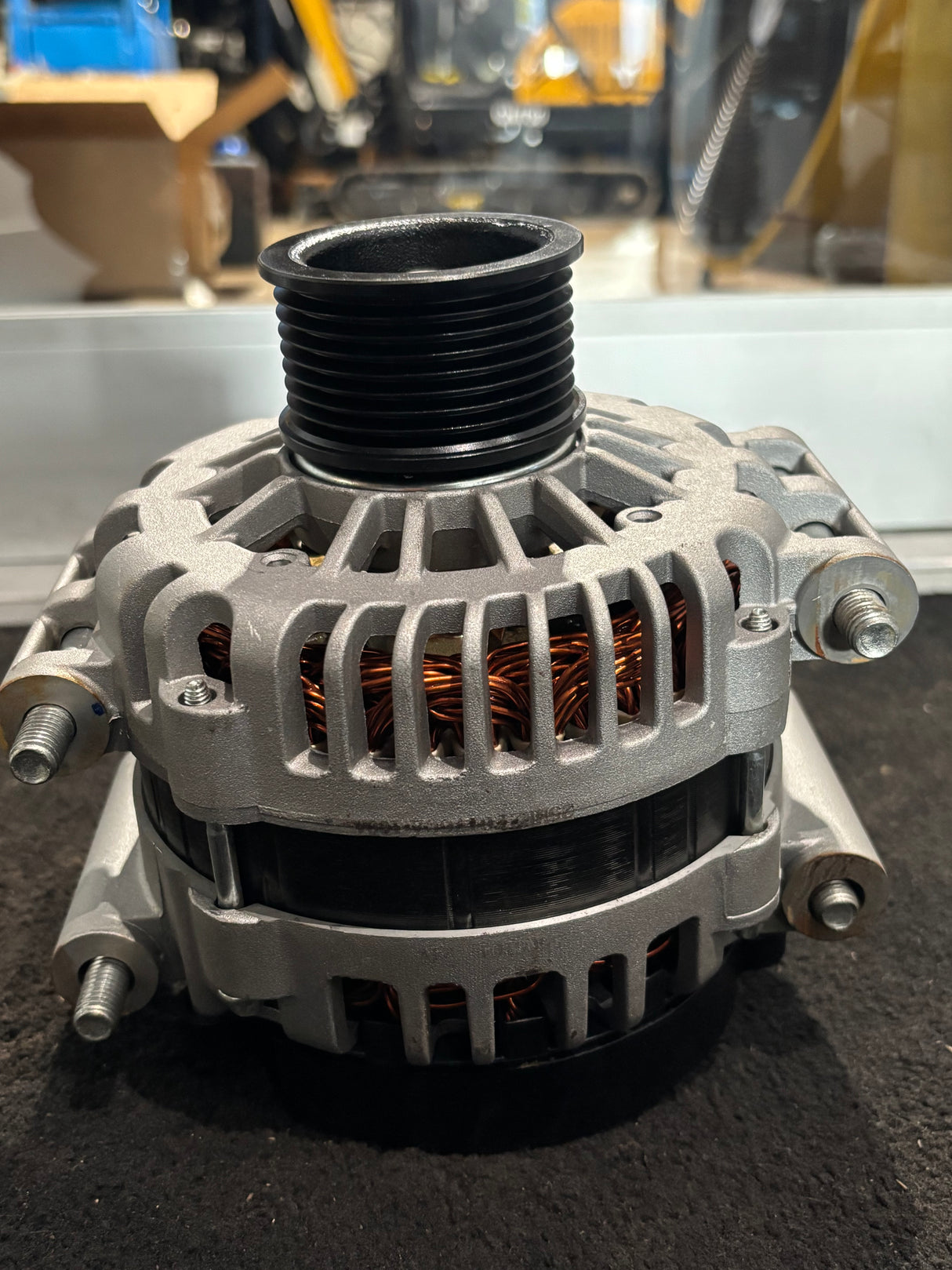 Caterpillar 560-6104 24V 100AMPS 560-6104