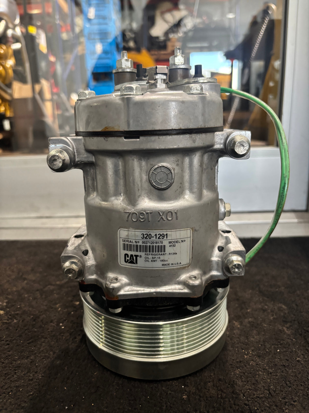 CAT 4132 A/C Compressor 320-1291 24V