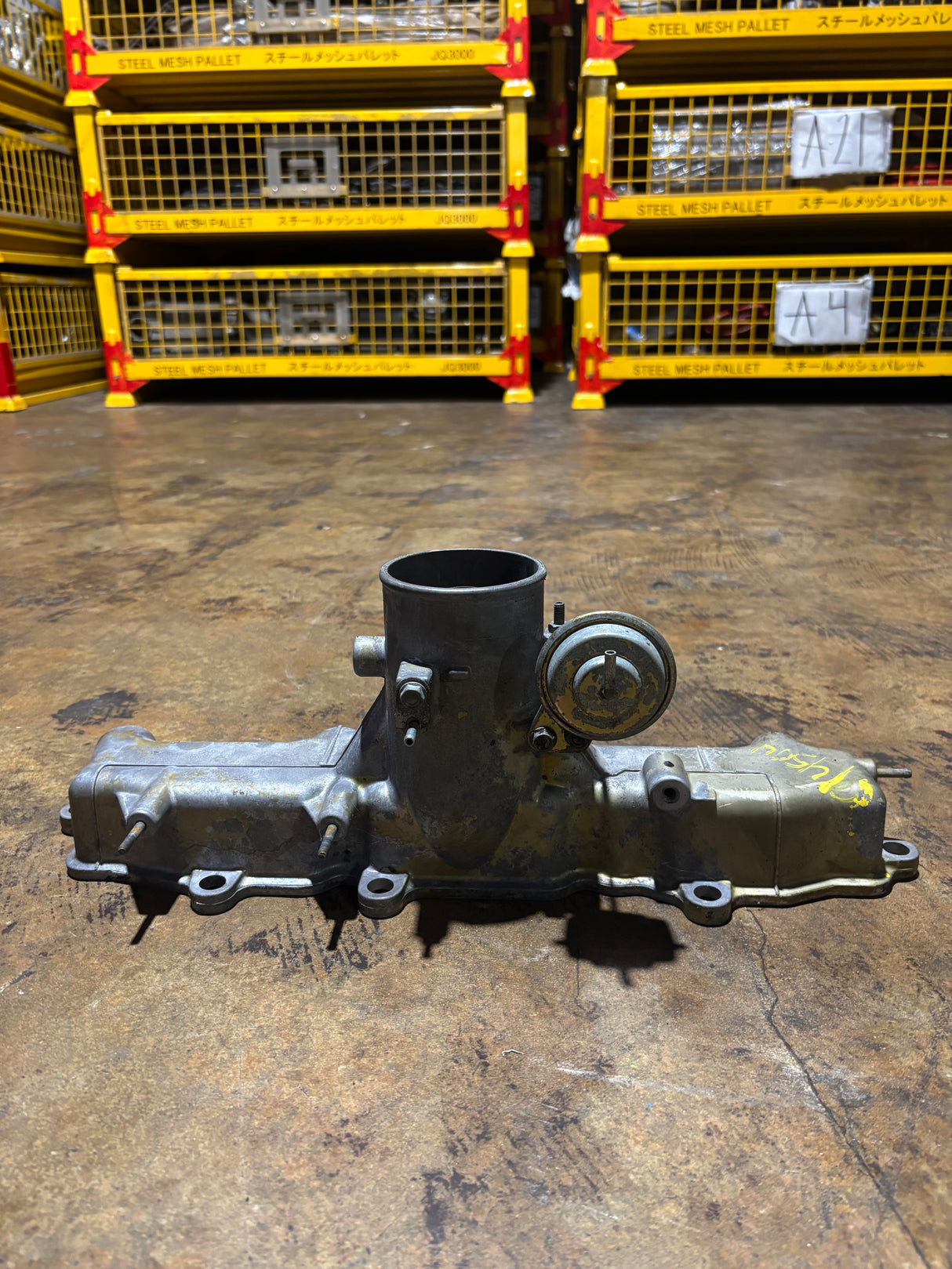 Isuzu OEM 4HE1XS OEM Diesel Engine Intake Manifold