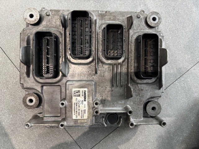 Paccar MX-13 OEM Diesel Engine Control Module ECM ECU 2302109 2300479 705300AT