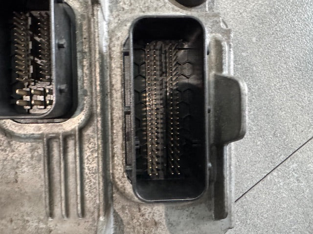 Paccar MX-13 OEM Diesel Engine Control Module ECM ECU 2302109 2300479 705300AT