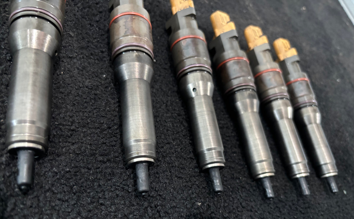 Paccar MX-13 EPA17 Diesel Engine Fuel Injector 2047600