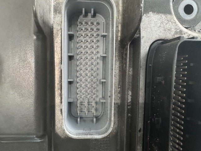 Paccar MX-13 OEM Diesel Engine Control Module ECM ECU 2037394 2298833 2160700 2295122