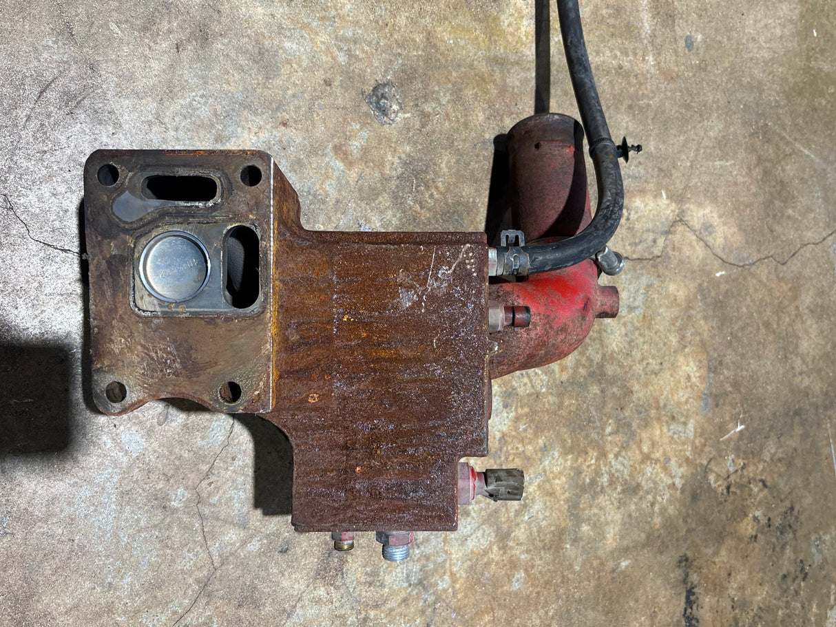Cummins ISX15 EPA13 OEM Diesel Engine Thermostat Housing 2862067