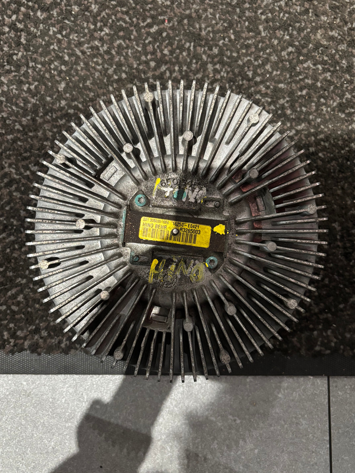 Hino BEHR Fan Clutch R3265003 16250-E0421 V8756001 16250-E0421 703704AT