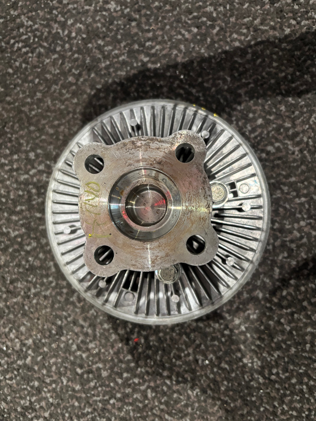 Hino BEHR Fan Clutch R3265003 16250-E0421 V8756001 16250-E0421 703704AT