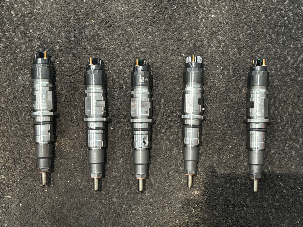 Cummins OEM ISB QSB Diesel Engine Fuel Injector 5254261