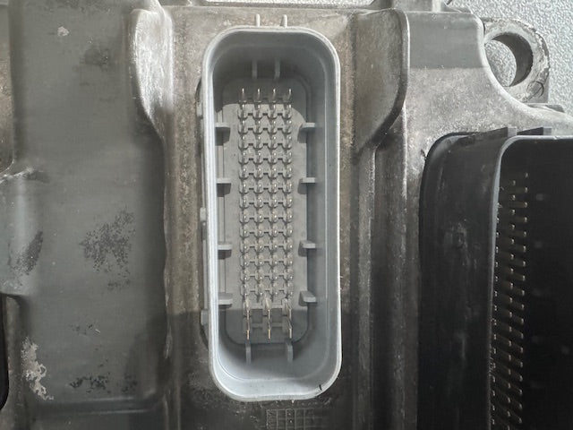 Paccar MX-13 OEM Diesel Engine Control Module ECM ECU 2160700 2037394 2298833 2295122