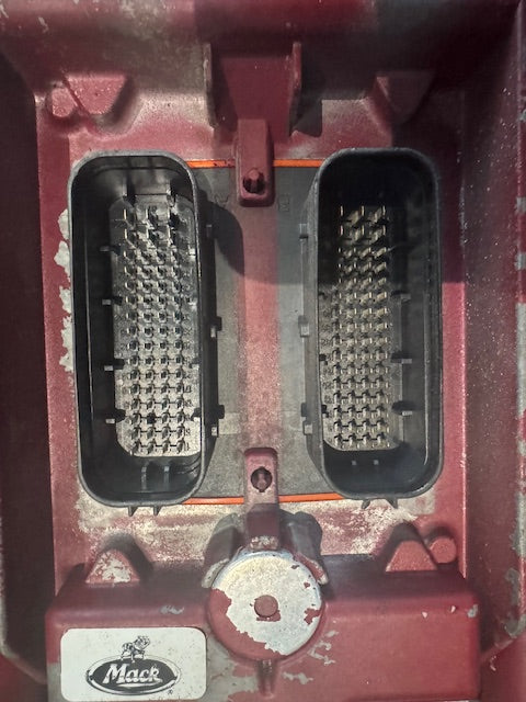 Mack MP7 OEM Diesel Engine Control Module ECM ECU 21358126 EPA10