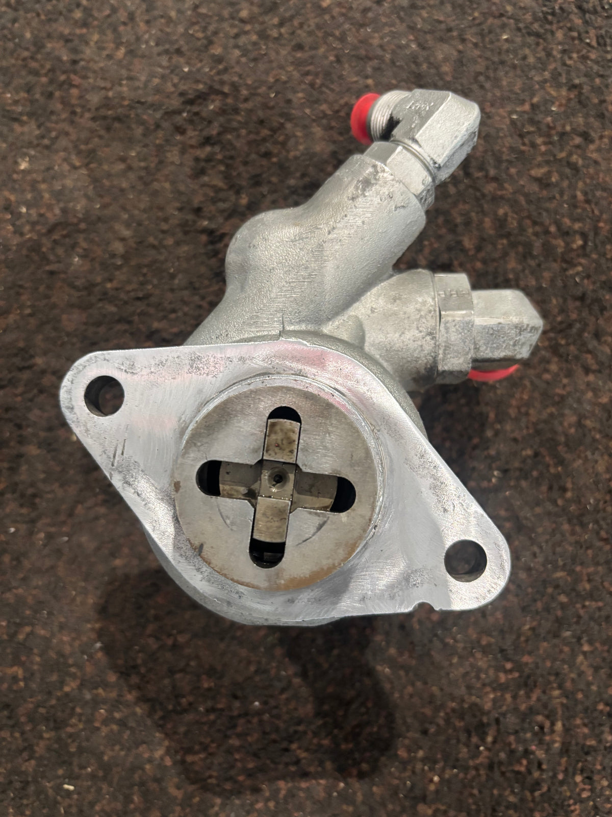 TRW Power Steering Pump 14-16208-004 off Mercedes Benz MBE900 Diesel Engine