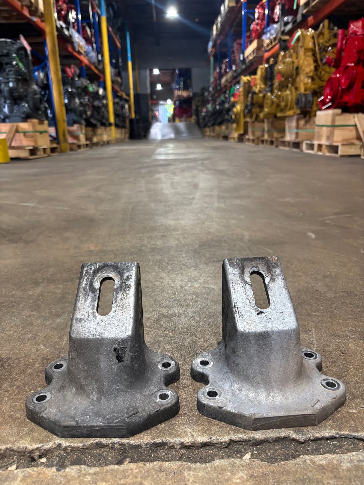 Isuzu 6HK1 OEM Diesel Engine Motor Mount