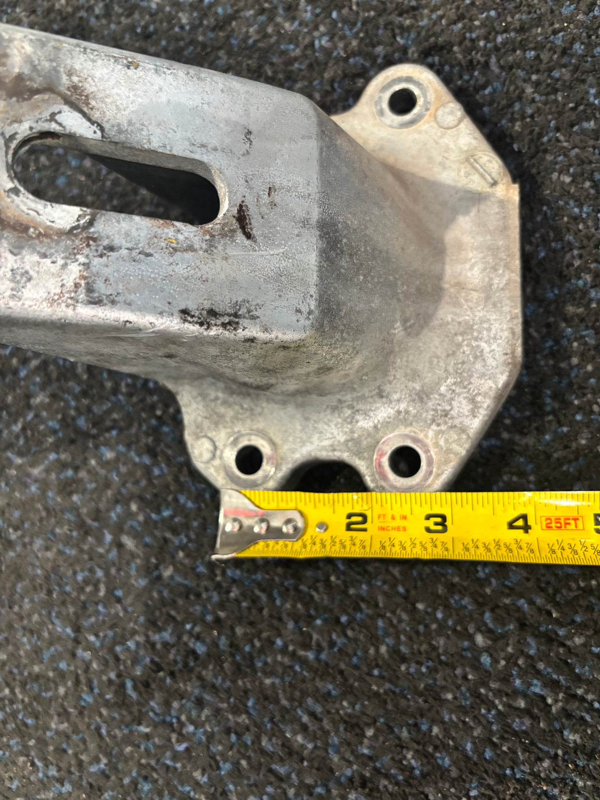 Isuzu 6HK1 OEM Diesel Engine Motor Mount